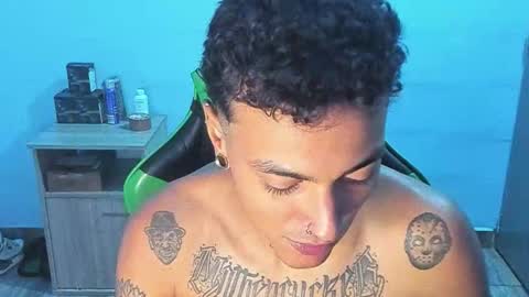 BiG Zafiro online show from December 5, 1:07 pm