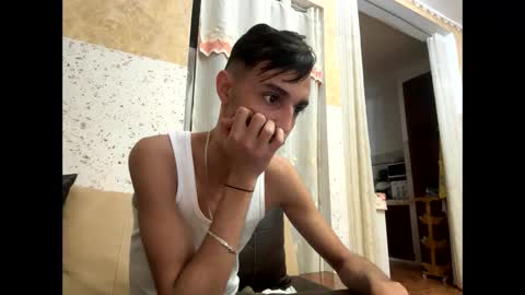 zahreddine75 online show from December 11, 12:35 am