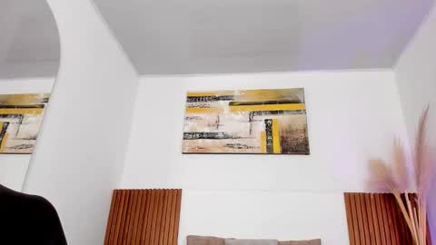 Zander online show from November 22, 1:43 pm