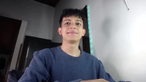 Snapshot of zarekneo chatting on September 17, 4:13 am Zarek online show from September 17, 4:13 am