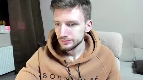 Andrew online show from February 10, 4:52 am