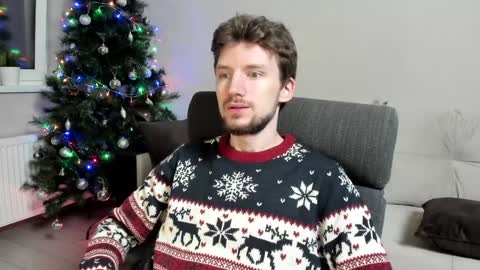 Andrew online show from December 25, 4:44 am