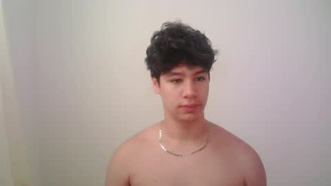 zeus_183 online show from May 28, 1:31 pm