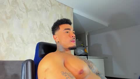 zeus strong online show from September 25, 1:59 am