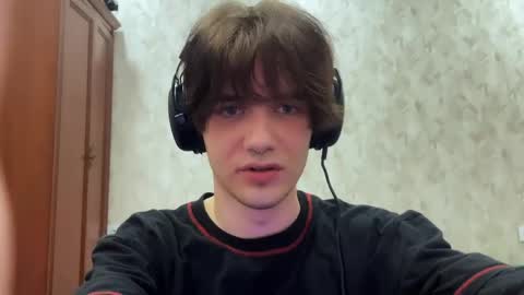 Zombdeeeee online show from April 28, 7:07 pm