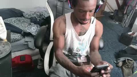 zoneingout online show from March 6, 5:48 am