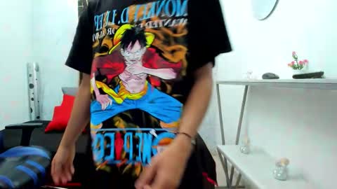     online show from November 8, 8:01 pm