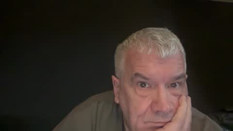 Snapshot of zwickauer1969 chatting on October 6, 6:07 am zwickauer1969 online show from October 6, 6:07 am