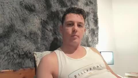 Artnoyz Shower online show from September 28, 12:41 am