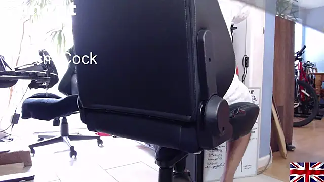 OnlineBossUK online show from December 19, 1:40 pm