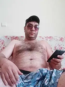 Snapshot of fraud705 chatting on March 21, 1:01 pm fraud705 online show from March 21, 1:01 pm