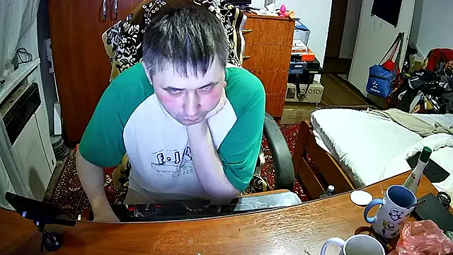 tores992 online show from April 21, 9:10 pm