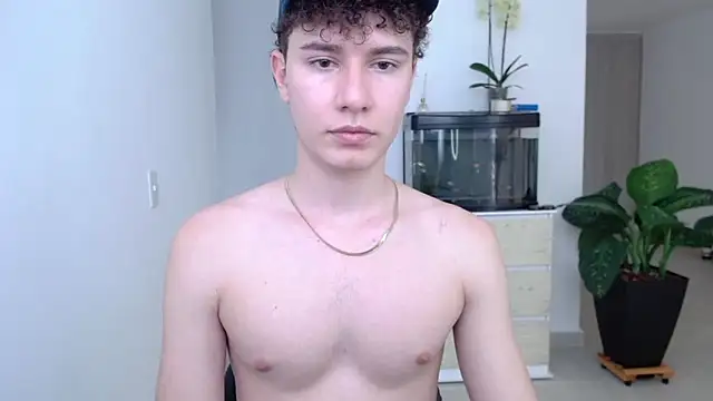 adrian morelly online show from December 19, 7:40 pm