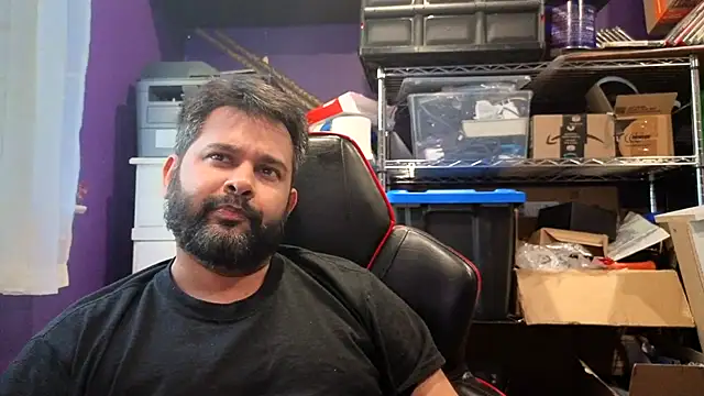 Sakhtlaundaz online show from October 28, 9:06 pm