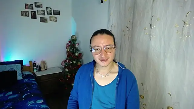 monkeywillwhite online show from December 20, 3:46 am