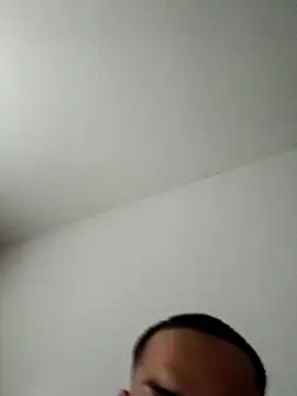 hungpenis210 online show from March 3, 5:42 pm