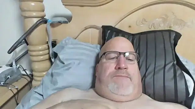 Bigbear0563 online show from November 24, 4:08 pm