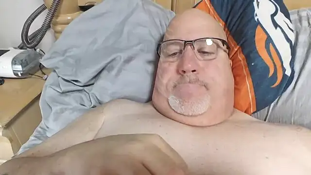 Bigbear0563 online show from February 23, 4:41 pm