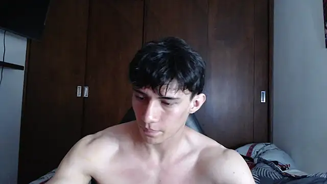 aresholland online show from March 14, 1:48 am