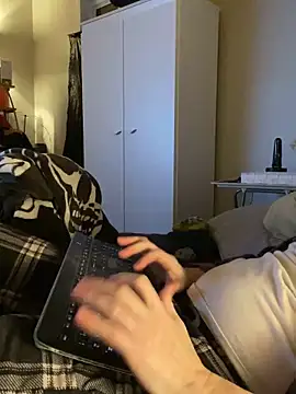 Helly069 online show from December 27, 7:18 am