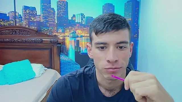 Snapshot of DEIBY_BABY chatting on October 12, 1:10 am DEIBY BABY online show from October 12, 1:10 am