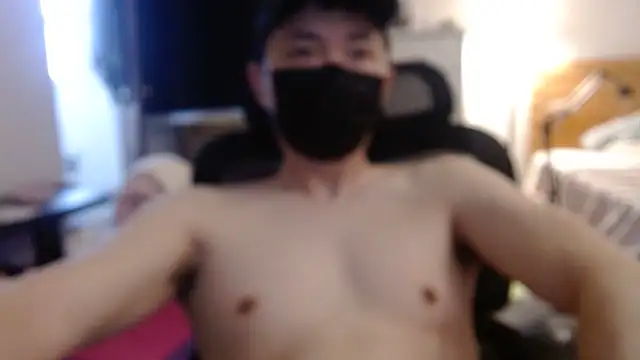 twbobo00715 online show from February 15, 6:05 pm