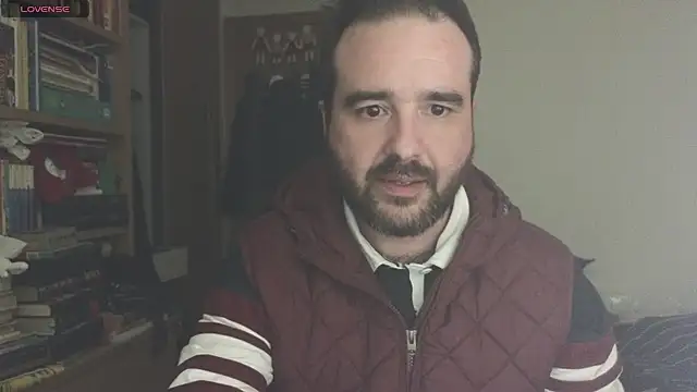 curiosillo83 online show from March 22, 9:10 pm