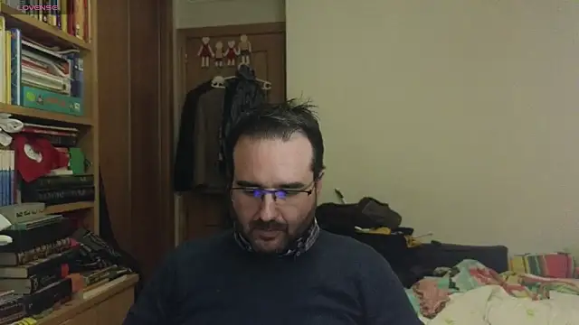 curiosillo83 online show from January 14, 5:45 pm