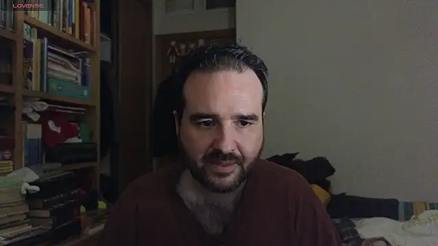 curiosillo83 online show from December 28, 1:29 pm