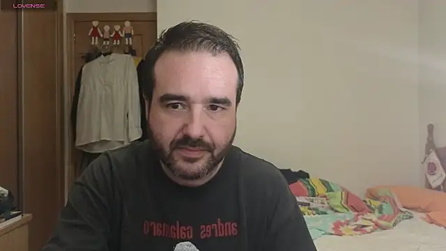 curiosillo83 online show from September 30, 7:50 pm