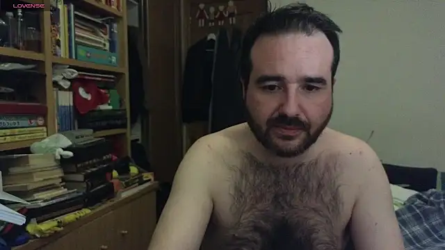 curiosillo83 online show from December 31, 1:15 am