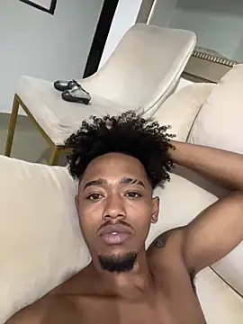 matatanlove online show from March 3, 10:40 pm