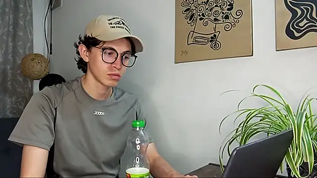 Norehg online show from October 22, 11:52 pm