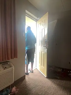 Stressreliever82 online show from April 18, 7:07 pm