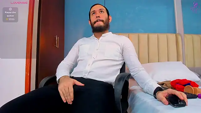 jeanpiere  online show from January 19, 2:36 am