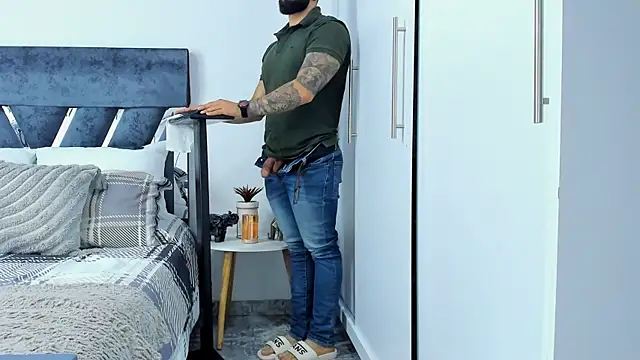 Zack Froone online show from November 27, 5:38 pm