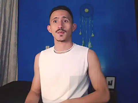 HomeAloneK online show from November 5, 7:38 pm