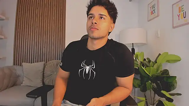 liam collins21 online show from October 7, 11:58 am