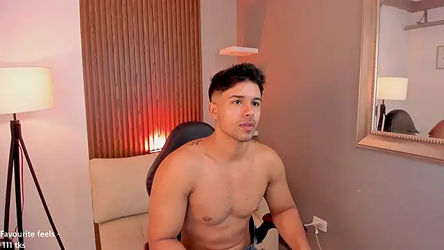 liam collins21 online show from January 25, 11:34 am