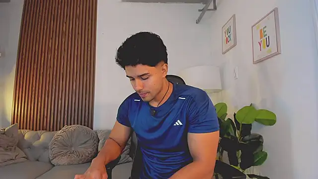 liam collins21 online show from October 4, 12:21 pm