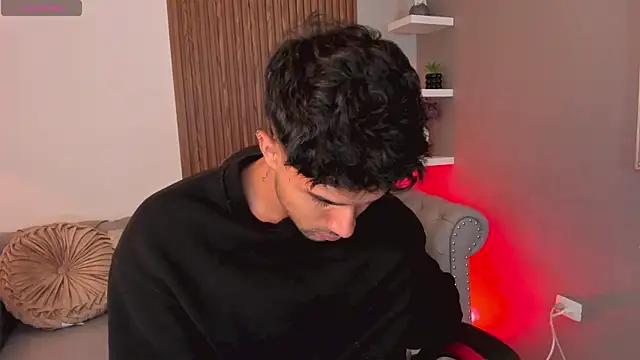 liam collins21 online show from March 11, 11:33 am