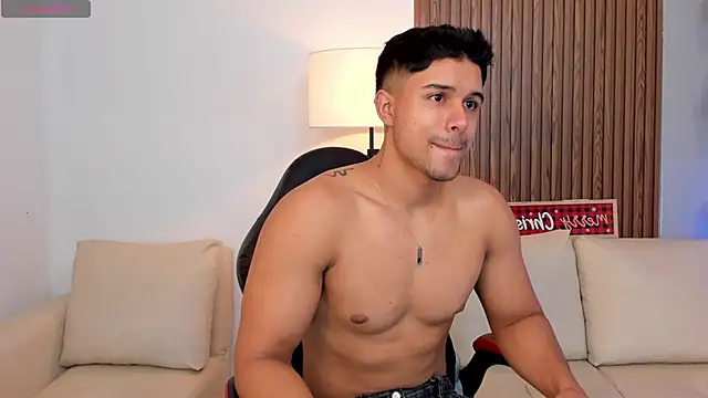 liam collins21 online show from December 9, 11:36 am