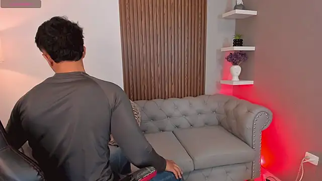 liam collins21 online show from March 8, 11:44 am