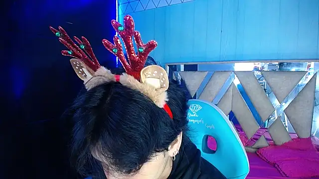 alex 477 online show from December 1, 11:35 am