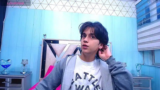 alex 477 online show from January 13, 11:41 am