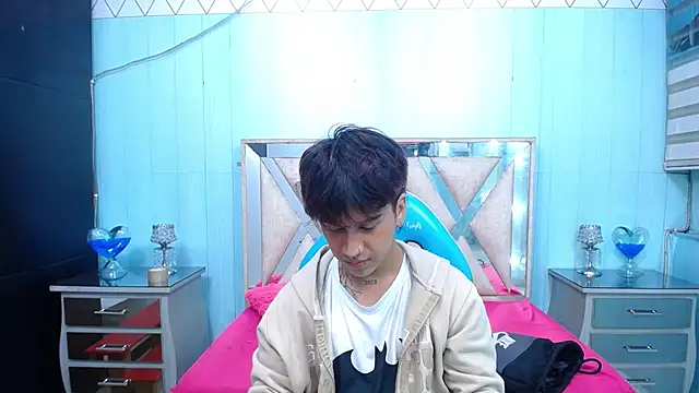 alex 477 online show from September 23, 11:53 am