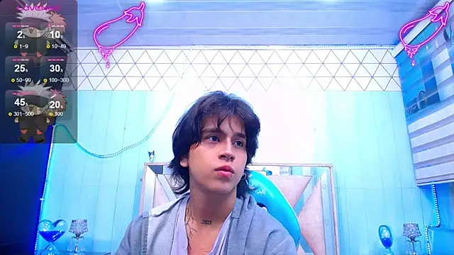 alex 477 online show from February 5, 11:34 am