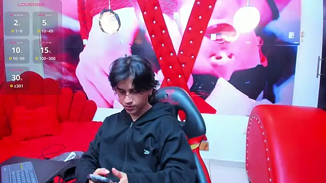 alex 477 online show from March 24, 11:48 am