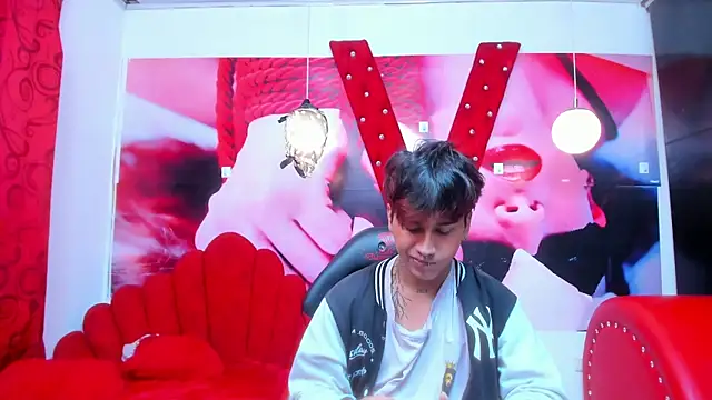 alex 477 online show from September 29, 11:41 am