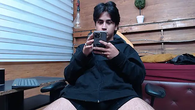 alex 477 online show from January 7, 11:37 am